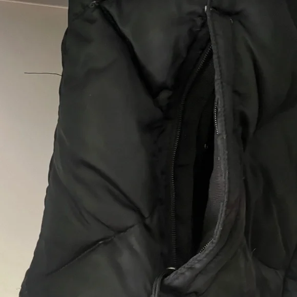 The North Face Quilted Black Jacket - Picture 3 of 6